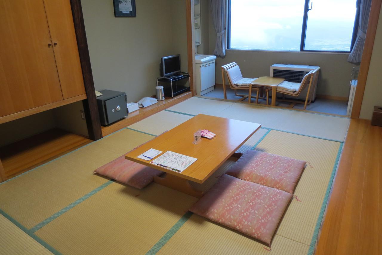 Komoro Takamine Kogen Hotel מראה חיצוני תמונה